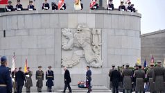 Politici v čele se Zemanem si na Vítkově připomněli vznik státu