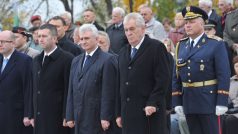 Politici v čele se Zemanem si na Vítkově připomněli vznik státu