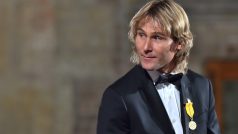 Fotbalista Pavel Nedvěd byl oceněn Medailí Za zásluhy