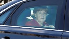 Německá kancléřka Angela Merkelová přijíždí na schůzi Křesťanskodemokratické unie (CDU)