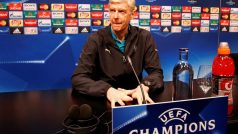 Trenér Arsenalu Arsene Wenger