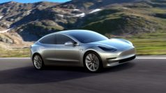 Americká společnost Tesla představila nový elektromobil Model 3