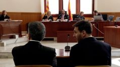 Lionel Messi před soudem v Barceloně