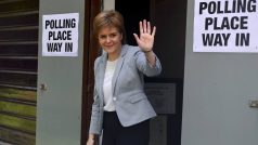 Britové hlasují v referendu, které rozhodne o setrvání země v Evropské unii – skotská první ministryně Nicola Sturgeonová