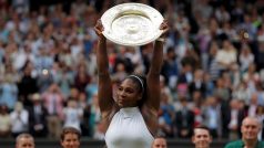 Mísa Venus Rosewaterové a Serena Williamsová. Staré známé