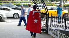 Stoupenci prezidenta Erdogana na náměstí Taksim v Istanbulu