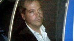 John Hinckley mladší má být po 35 letech propuštěn z psychiatrické léčebny