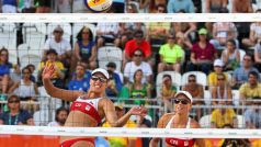 Markéta Sluková a Barbora Hermannová se musely vypořádat s bučením domácích fanoušků