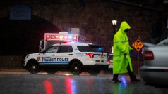 Policie na místě. Batoh v New Jersey ukrýval pět nástražných zařízení, oznámil mítsní starosta Chris Bollwage
