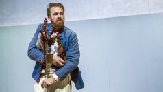 Stanislav Majer ve hře Herec a truhlář Majer mluví o stavu své domoviny