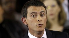 &quot;Služba Francii je mnohem větší než já sám.&quot; Valls prohlašuje, že se vzdává premiérského křesla kvůli Elysejskému paláci.