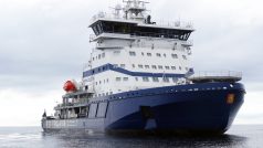 Finsko vyslalo do boje s krami nejšetrnější ledoborec světa. Polaris pohání i zemní plyn