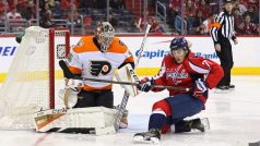 Brankář Flyers Steve Mason obdržel od Capitals pět branek