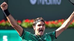 Roger Federer získal 90. titul v kariéře