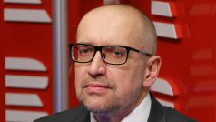 &quot;Fungování komise se může rozběhnout tehdy, když bude mít v rukou relevantní dokumenty,&quot; říká Mikuláš Bek.