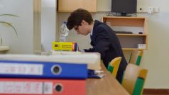„Nemůžeme srovnávat znalosti matematiky třeba na učňovských oborech, kde jsou potřeba jiné dovednosti, se studenty gymnázií,“ říká Tomáš Zima