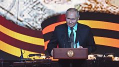 Ruský prezident Vladimir Putin během oslav k 80. výročí bitvy u Stalingradu