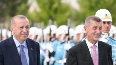 Český premiér Andrej Babiš (ANO) se na návštěvě Turecka setkal s prezidentem Erdoganem