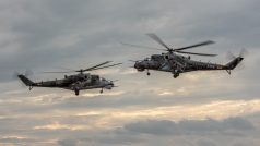 Vojáci v Náměšti nad Oslavou se rozloučili s vrtulníky Mi-24