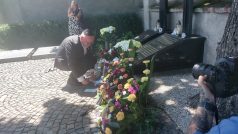 Pietní setkání na přerovském hřbitově k 80. výročí tragédie na Švédských šancích