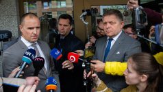 David Lindtner (vlevo) s Robertem Ficem na snímku z roku 2022