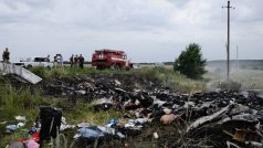 Civilní letadlo společnosti Malaysia Airlines havarovalo v červenci 2014 nad Ukrajinou, let MH 17 nikdo nepřežil