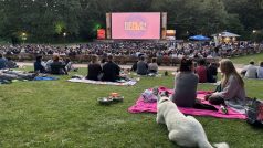 Letní kino ve čtvrti Friedrichhain patří k největším a nejoblíbenějším v Berlíně