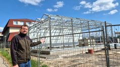 Střední rybářská škola v Třeboni staví akvaponický skleník