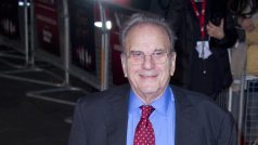 Ve věku 85 let zemřel v úterý dramatik a scenárista Ronald Harwood (na snímku z roku 2012), držitel Oscara za scénář k filmu Pianista