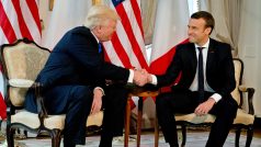 Americký prezident Donald Trump a jeho francouzský protějšek Emmanuel Macron