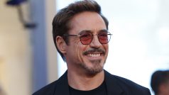 Herec Robert Downey Jr. na premiéře filmu Spider-Man: Homecoming (foto z roku 2017)