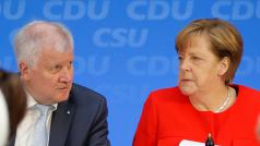 Horst Seehofer a spolková kancléřka Angela Merkelová.