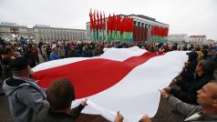 Opoziční demonstrace v Minsku proti vojenským manévrům Ruska a Běloruska Zapad 2017