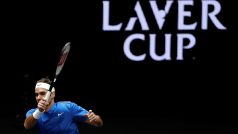 Roger Federer v zápase s Kyrgiosem