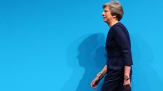 Theresa Mayová na konferenci v Manchesteru.