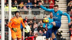 Petr Čech v dresu londýnského Arsenalu