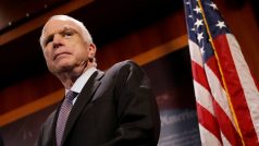 Americký senátor John McCain
