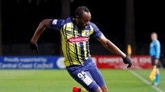 Usain Bolt v dresu Central Coast Mariners