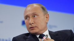 Ruský prezident Vladimir Putin během Valdajského diskusního fóra v jihoruském Soči