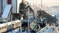 Vysokorychlostní vlak byl na cestě z Ankary do města Konya, které leží jižně od metropole