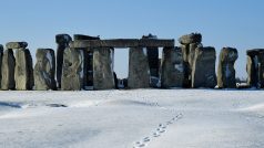 Málokterá památka zřejmě skrývá tolik tajemství, jako jihoanglický areál Stonehange