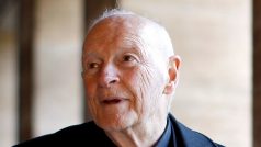 Bývalý americký kardinál Theodor McCarrick na archivním snímku z roku 2013