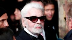 Karl Lagerfeld, umělecký ředitel módního domu Chanel, na snímku z listopadu 2018