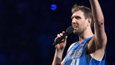 Nejlepší evropský střelec v historii NBA Dirk Nowitzki oznámil ve 40 letech konec kariéry