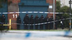 Policie ve městě Grays, kde bylo objeveno 39 lidských těl v kamionu