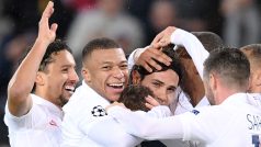 Fotbalisté PSG slaví