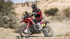 Motocyklista Ricky Brabec vyhrál jako první Američan Rallye Dakar.