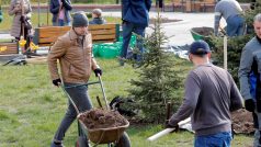 V Bělorusku se i v době šíření koronaviru pracuje na sobotních dobrovolnických brigádách