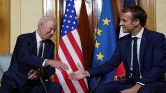 Joe Biden se setkal s Emmanuelem Macronem v předvečer summitu zemí G20 to