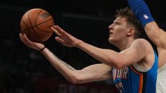 Vít Krejčí z Oklahomy proti Amiru Coffeymu z Clippers